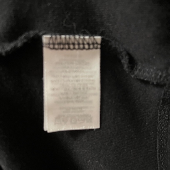 Cynthia Rowley Women's Black T-Shirt – Size M – Casual, Stylish, and Comfortable - Picture 5 of 6